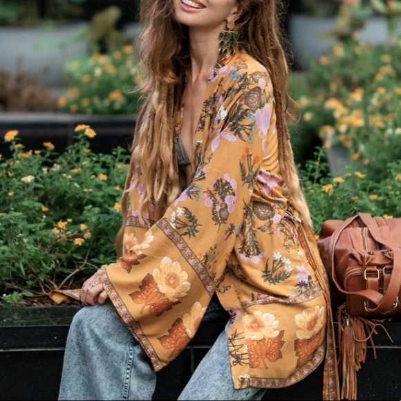 Wild Bloom Floral Print Kimono Jacket Half Length Robe - Picture 3 of 6